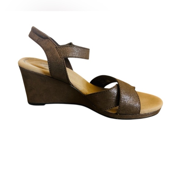Clarks Wedge Heel Lightweight Sandal Size 8.5 - Picture 1 of 10